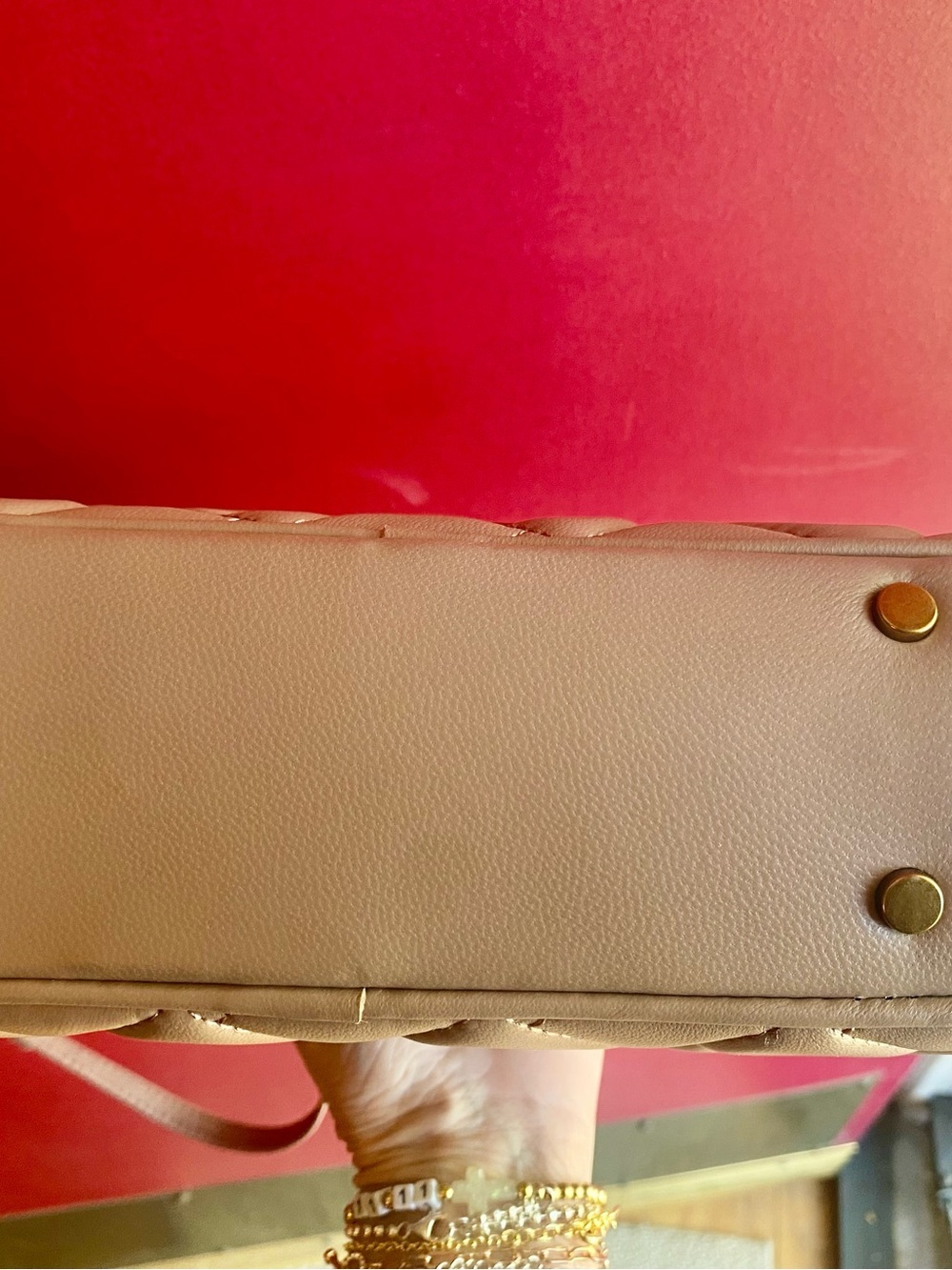 Kurt Geiger NWT Taupe Leather Small Duffle/Crossbody with Crystal Bronze Eagle - Picture 9 of 12